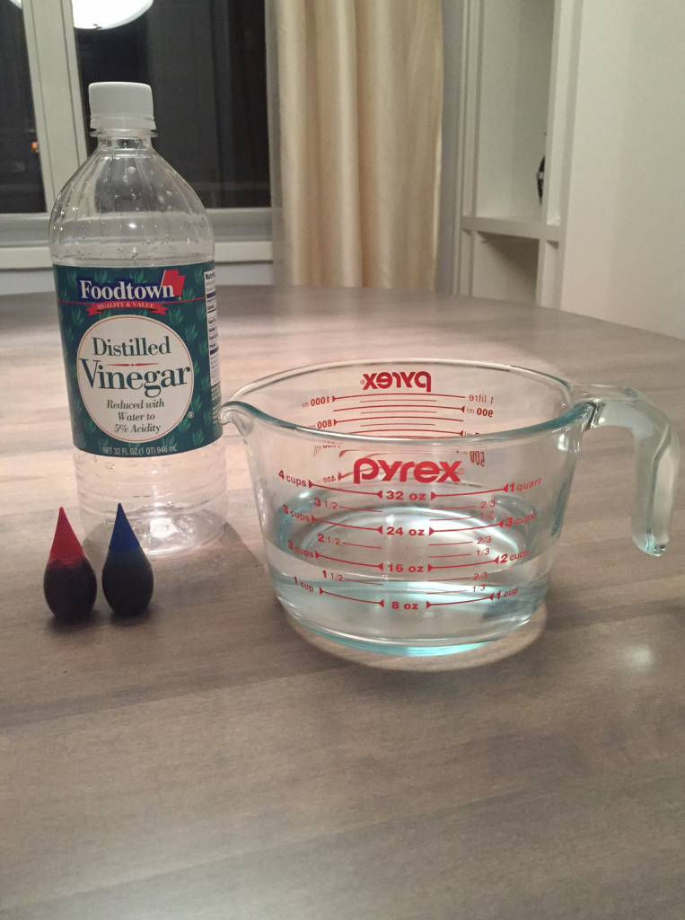 The $6 Secret to Getting Rid of Brassy Hair: Food Coloring &&nbsp;Vinegar